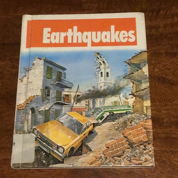 🎁5 for $10 Sale🎁50 Great States Fast Fact Book and Earthquakes - Picture 8 of 15